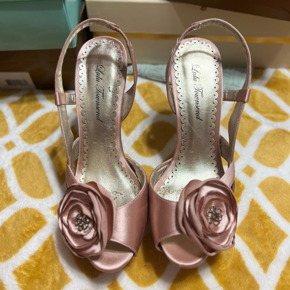 Lulu Townsend Blush Andrea Heels
